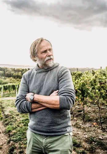 Karel roden přijme čestné členství rožmberského řádu zlaté lebky a cenu martina fruweina